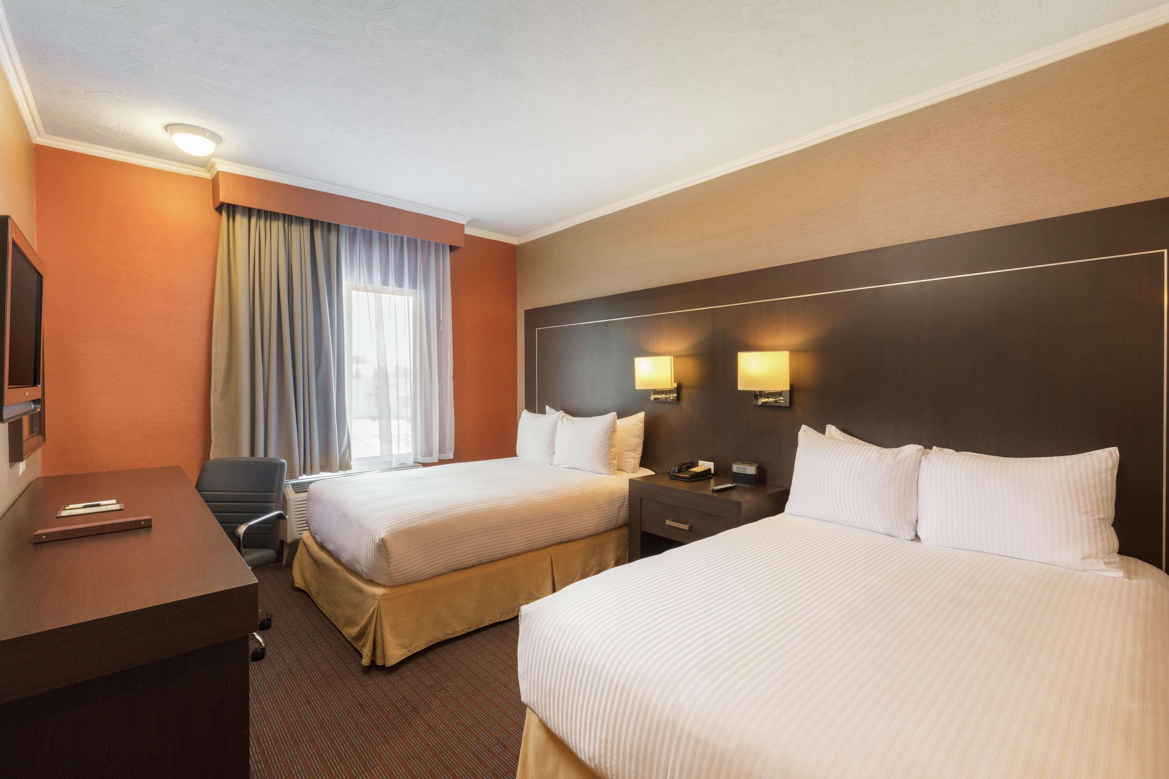 Doubletree Suites By Hilton Saltillo Exteriér fotografie