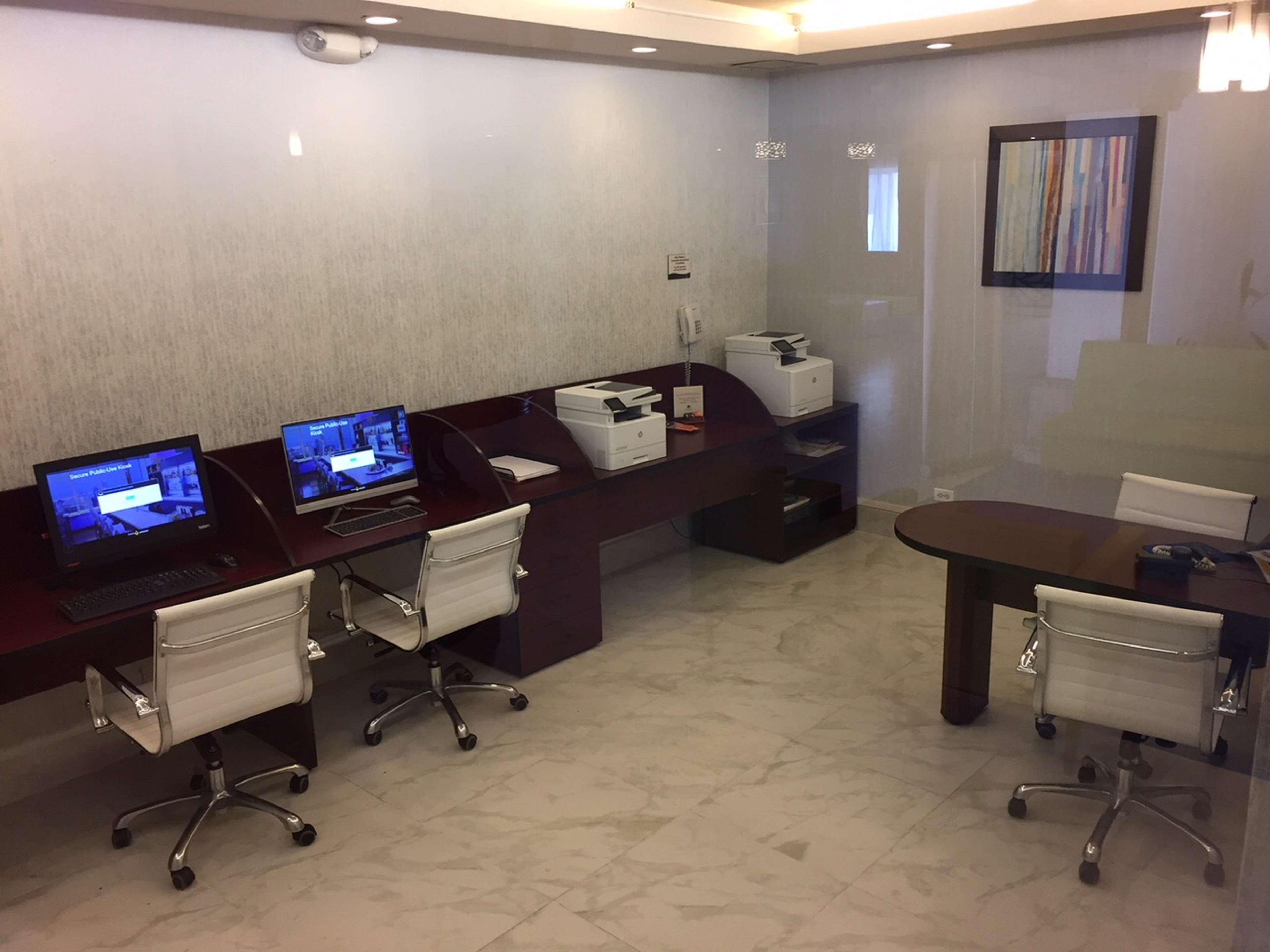 Doubletree Suites By Hilton Saltillo Exteriér fotografie
