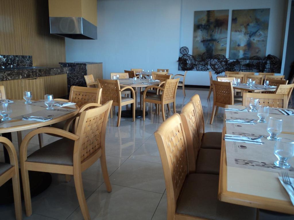 Doubletree Suites By Hilton Saltillo Exteriér fotografie