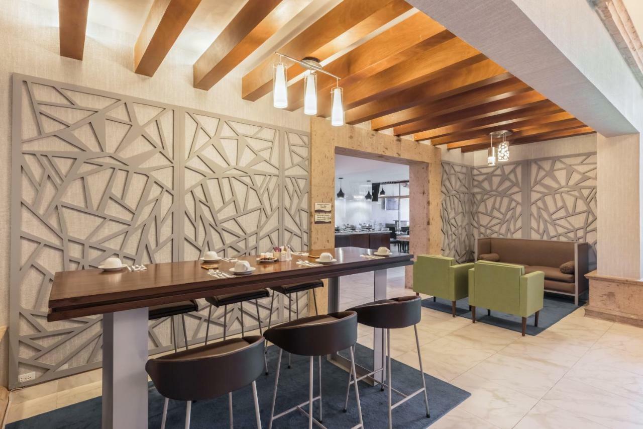 Doubletree Suites By Hilton Saltillo Exteriér fotografie